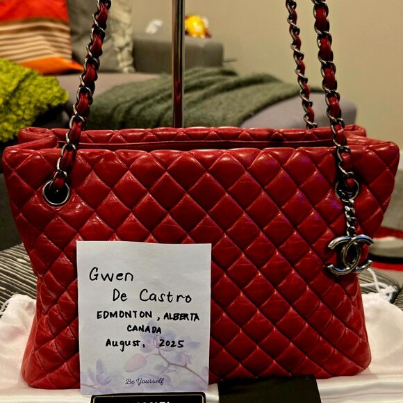 Chanel Fuchsia Quilted Iridescent Calfskin Leather New Bubble Small Tote Bag - Picture 3 of 16